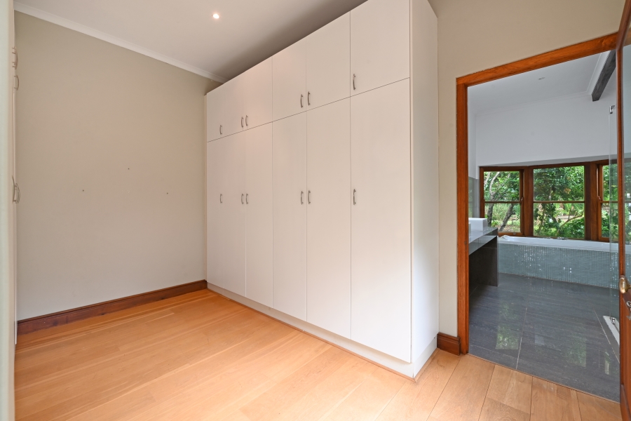 4 Bedroom Property for Sale in Constantia Western Cape